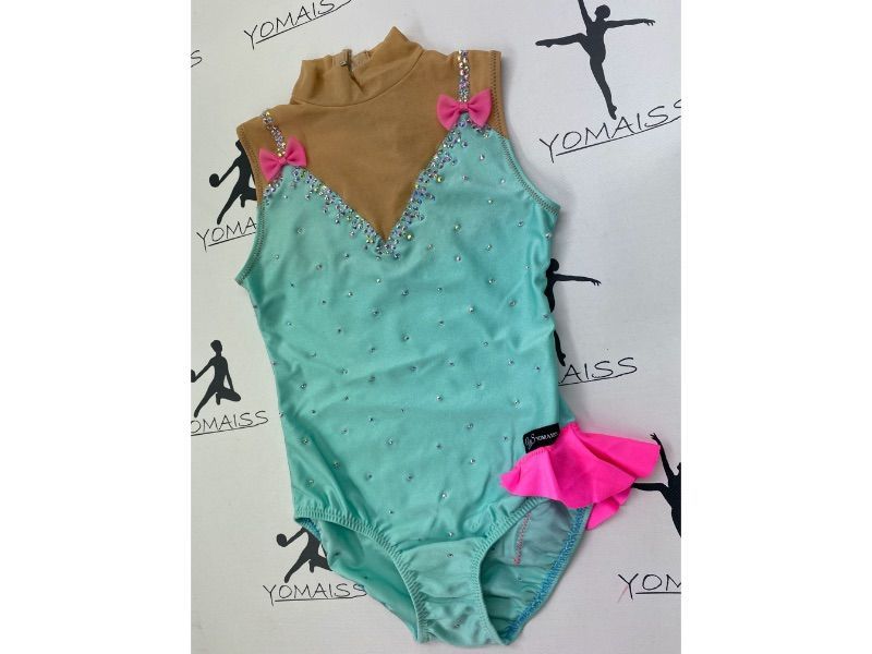 Virginia con volanta y lazos 30 182