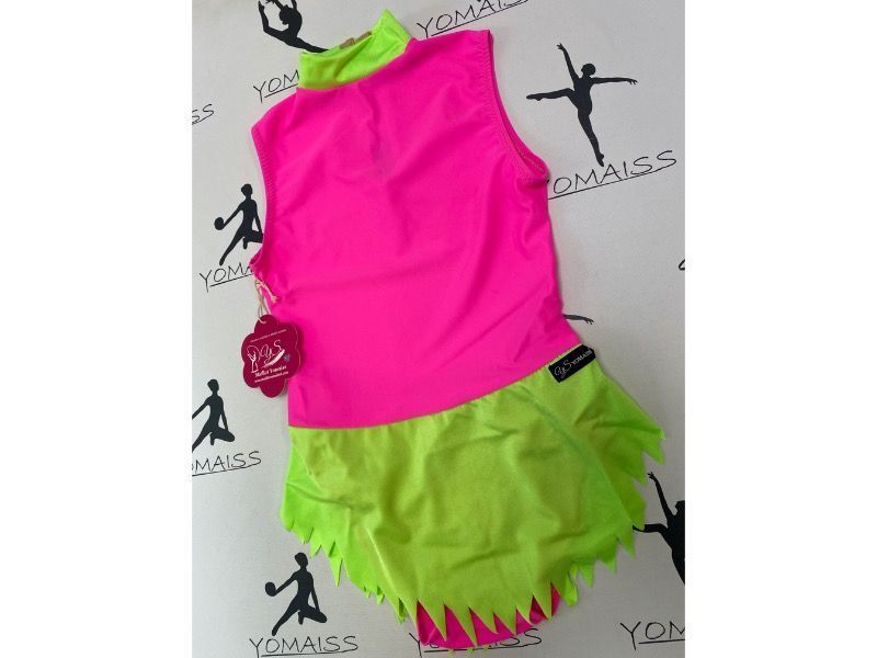 Megan rosa y verde